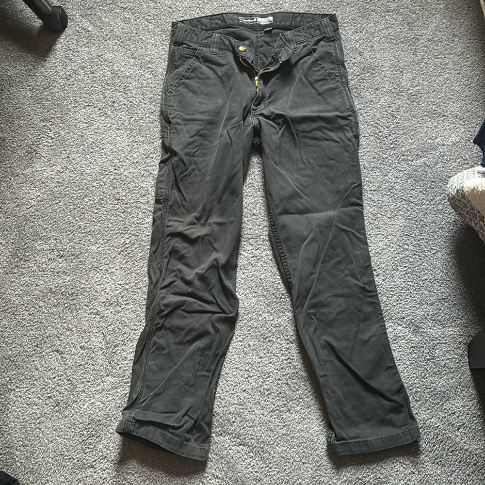 Worn once Black, relaxed fit, 32x32 carhartt jeans
